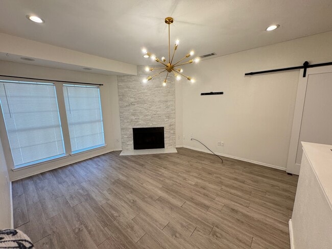 property at 5100 Verde Valley Ln