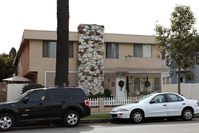 710 E 6th St in Long Beach, CA - Foto de edificio - Building Photo