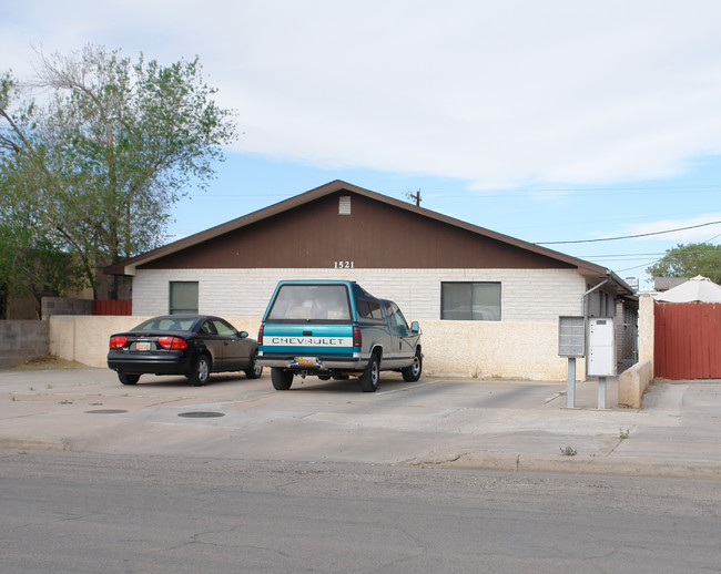 1521-1523 New York Ave in Alamogordo, NM - Building Photo - Building Photo