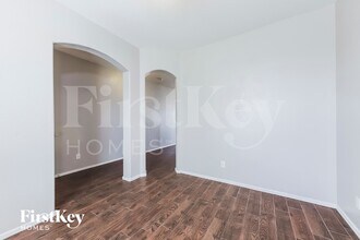 4966 E Meadow Land Dr in Queen Creek, AZ - Foto de edificio - Building Photo