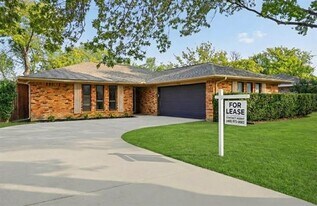 1661 Juniper Ln in Lewisville, TX - Building Photo