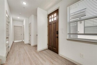 1106 Bowie Dr in Lewisville, TX - Building Photo - Building Photo