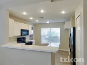 6534 Covewood Dr in Spring Hill, FL - Building Photo - Building Photo