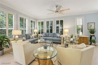 269 Colonade Cir in Naples, FL - Building Photo - Building Photo