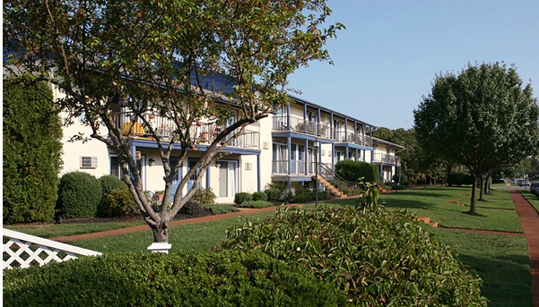 Mystic Point Apartments in Somers Point, NJ - Building Photo