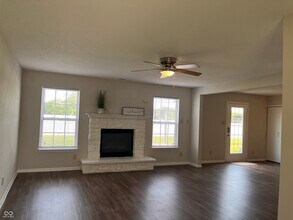 7907 Wildwood Farms Ln in Indianapolis, IN - Building Photo - Building Photo