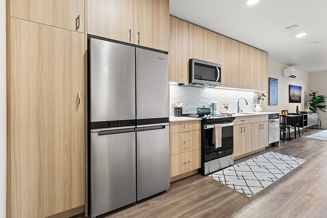 The Hemlock in Seattle, WA - Building Photo - Building Photo