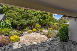 940 Sequoia Ave in Millbrae, CA - Building Photo - Building Photo