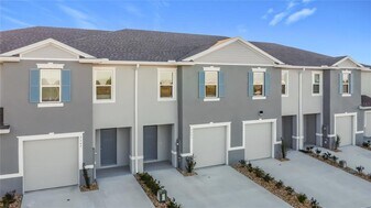 2649 Olympic Ct in Haines City, FL - Building Photo