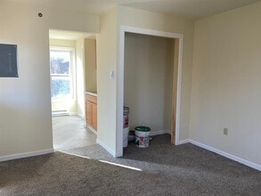 36 Cherry St in Oneonta, NY - Building Photo - Building Photo