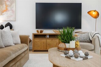 3028 Lamar St in Houston, TX - Building Photo - Building Photo