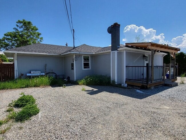 property at 3349 Gordon Dr