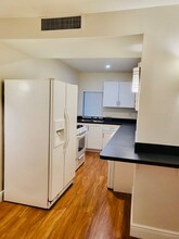 7615 Harding Ave, Unit #4 in Miami Beach, FL - Building Photo - Building Photo