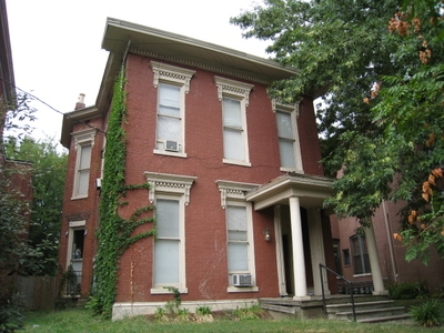 1144 S 1st St in Louisville, KY - Foto de edificio - Building Photo