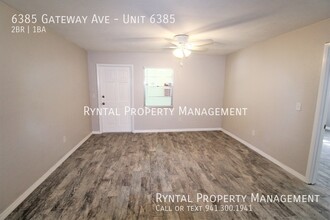 6385 Gateway Ave-Unit -Unit 6385 in Sarasota, FL - Building Photo - Building Photo