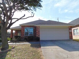1840 Ringtail Dr in Little Elm, TX - Building Photo
