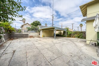 1677 S Harvard Blvd in Los Angeles, CA - Building Photo - Building Photo