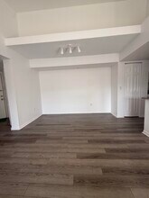 100 Crestwood Ct N in Royal Palm Beach, FL - Building Photo - Building Photo