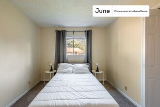 Room in Shared 4 bed/3 bath home in Austin, TX - Building Photo - Building Photo