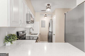 510 E Ponce de Leon Ave in Decatur, GA - Building Photo - Building Photo