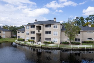 The Palms At Marsh Landing in Jacksonville Beach, FL - Building Photo - Building Photo