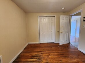 65 Fairview Ave, Unit 65 in Hamden, CT - Foto de edificio - Building Photo