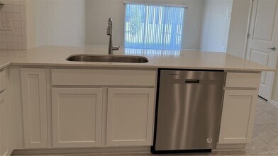 2759 Fetching Trl in Davenport, FL - Building Photo - Building Photo