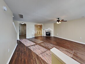 1246 Carlton Ridge Dr in Cordova, TN - Building Photo - Building Photo