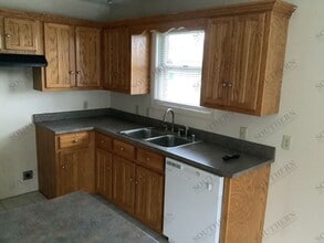 300 Trista Ln in Glasgow, KY - Building Photo - Building Photo