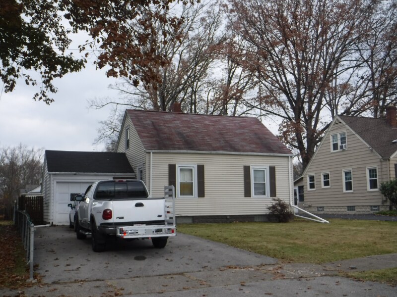 1545 Atlantic St NE in Warren, OH - Foto de edificio