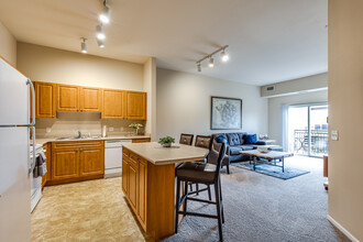 Graham Place Senior Living in St. Paul, MN - Building Photo - Interior Photo