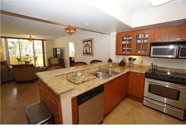 2011 N Ocean Blvd-Unit -20F in Fort Lauderdale, FL - Building Photo - Building Photo