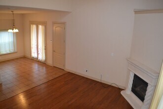 1466 Cambridge Dr in Lewisville, TX - Building Photo - Building Photo