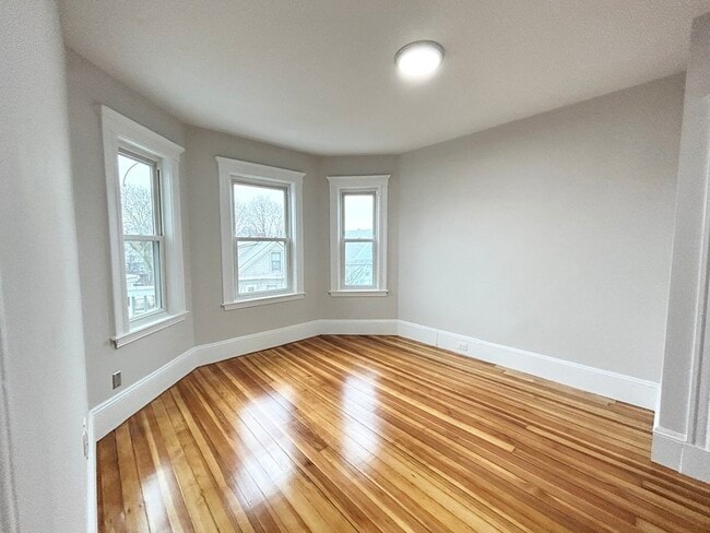 20 Dawes St in Boston, MA - Building Photo - Building Photo
