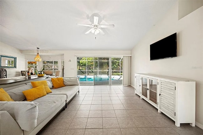 property at 122 Lindsay Dr