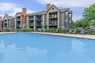 89 East in Tulsa, OK - Foto de edificio - Building Photo