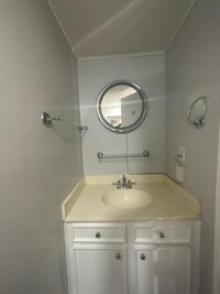 7700 Creekbend Dr photo'