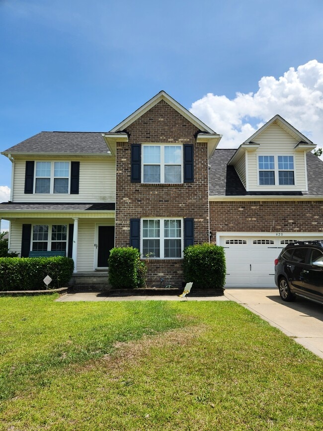 property at 420 Valley Oak Dr