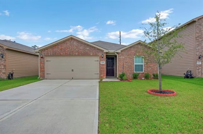 property at 15418 Hillside Ml Dr