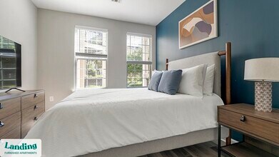 302 Constitution Ave in Bayonne, NJ - Building Photo - Building Photo