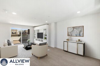 1669 Grand View in Costa Mesa, CA - Building Photo - Building Photo