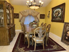 450 NW 130th Ave in Miami, FL - Building Photo - Building Photo
