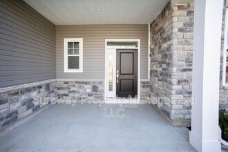 7 Cole Pl in Cranbury, NJ - Building Photo - Building Photo