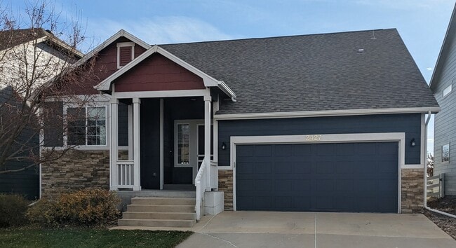 property at 2427 Sunbury Ln