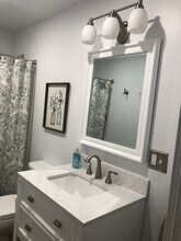 935 3rd St, Unit 935 3rd st downstairs in Portsmouth, OH - Foto de edificio - Building Photo