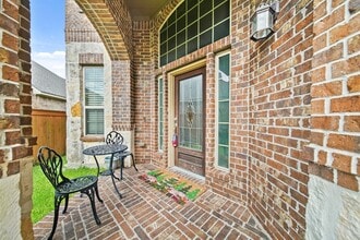 16919 Talisker Ct in Richmond, TX - Foto de edificio - Building Photo