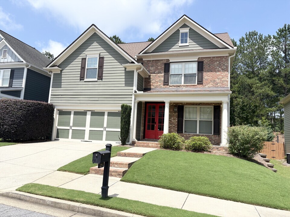 204 Providence Ln in Canton, GA - Building Photo