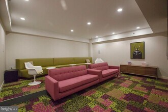 42 S 15th St, Unit 1B-1101 in Philadelphia, PA - Building Photo - Building Photo