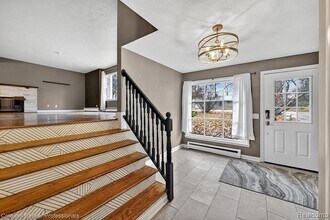 4448 Greenwood Dr in Okemos, MI - Building Photo - Building Photo