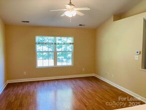 4589 Shawnee Ct in Maiden, NC - Building Photo - Building Photo